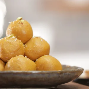 Besan Laddu