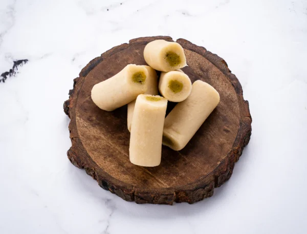 Kaju Pista Roll